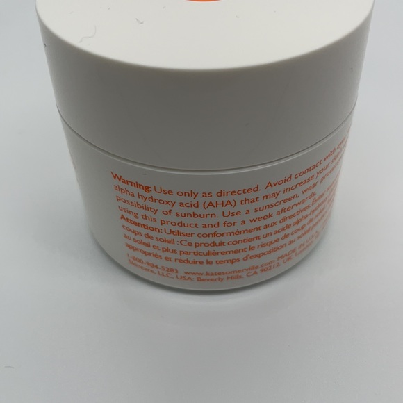 LIMITED EDITION EXFOLIKATE DAILY GLOW MOISTURIZER - Picture 8 of 13